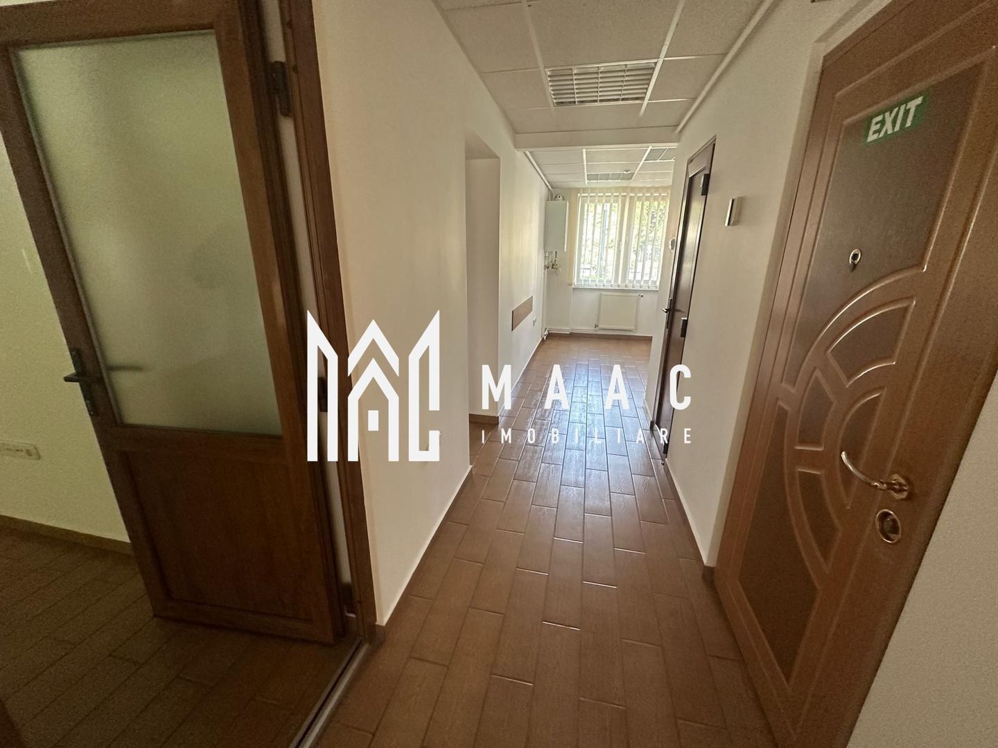 Apartament de vanzare 4 camere | Central, Sibiu | 62 mp, renovat, parter Apartament de vanzare 4 camere | Central, Sibiu | 62 mp, renovat, parter