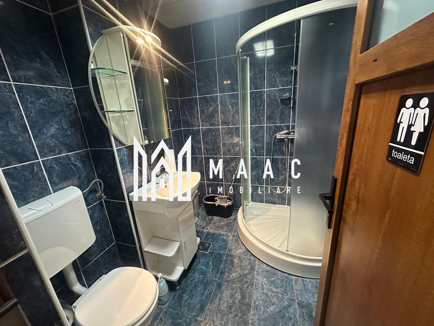 Apartament de vanzare 4 camere | Central, Sibiu | 62 mp, renovat, parter Apartament de vanzare 4 camere | Central, Sibiu | 62 mp, renovat, parter