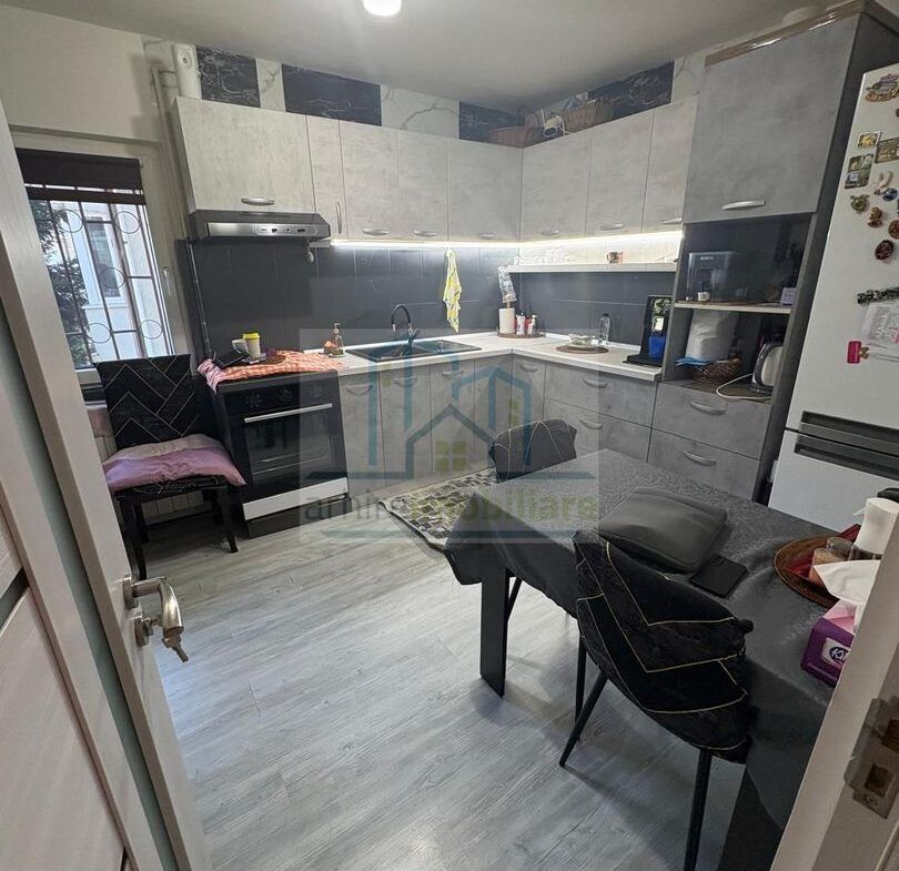 Apartament 3 camere decomandat,  – Pantelimon, Ilfov | Parcare + boxă