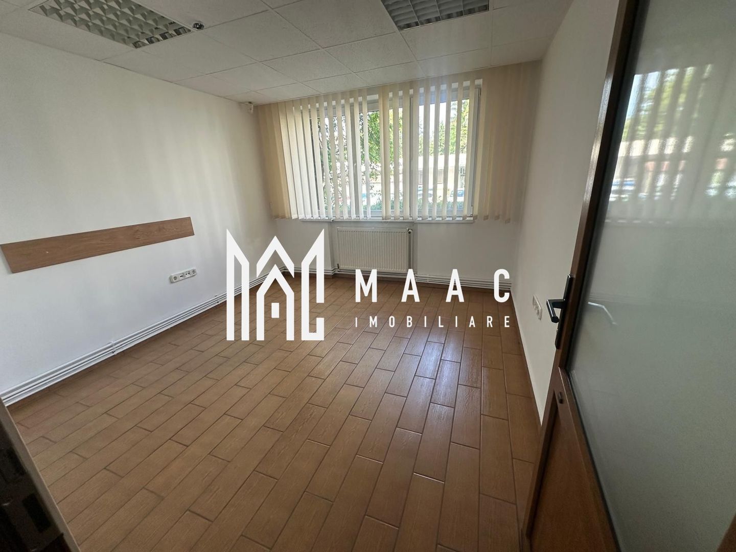 Apartament de vanzare 4 camere | Central, Sibiu | 62 mp, renovat, parter