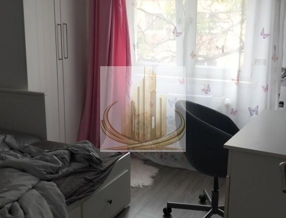 Apartament 3 camere et 2 Lipovei