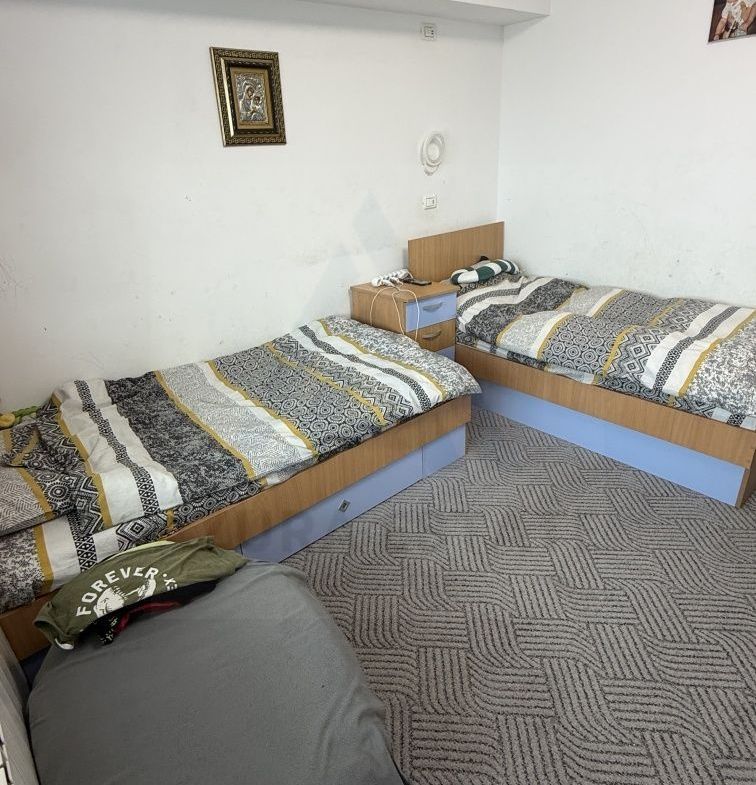 Apartament 3 camere 78 mp utili 3 balcoane 2 bai boxă  zona Terezian - foto 3