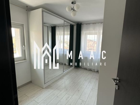 Apartament 4 camere decomandat | Central, Sibiu | 92 mp, 2 băi - foto 2