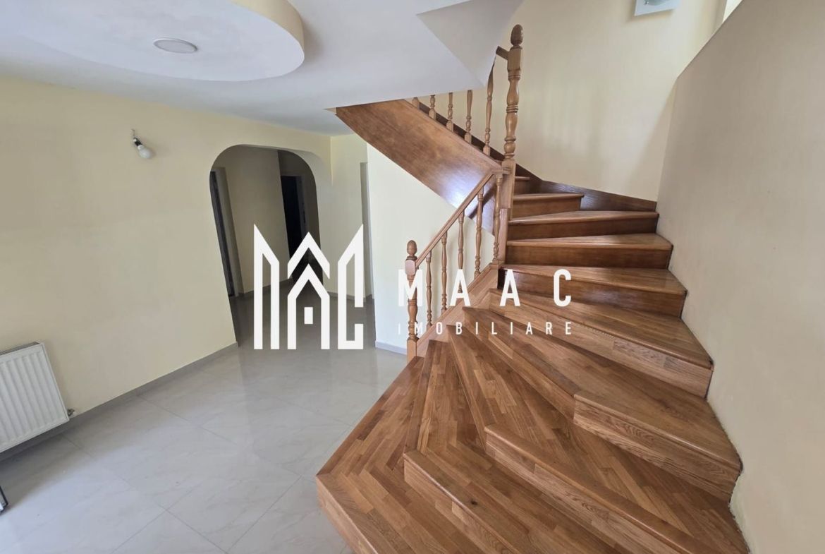 Casa de vanzare 1000 mp teren Cisnadie