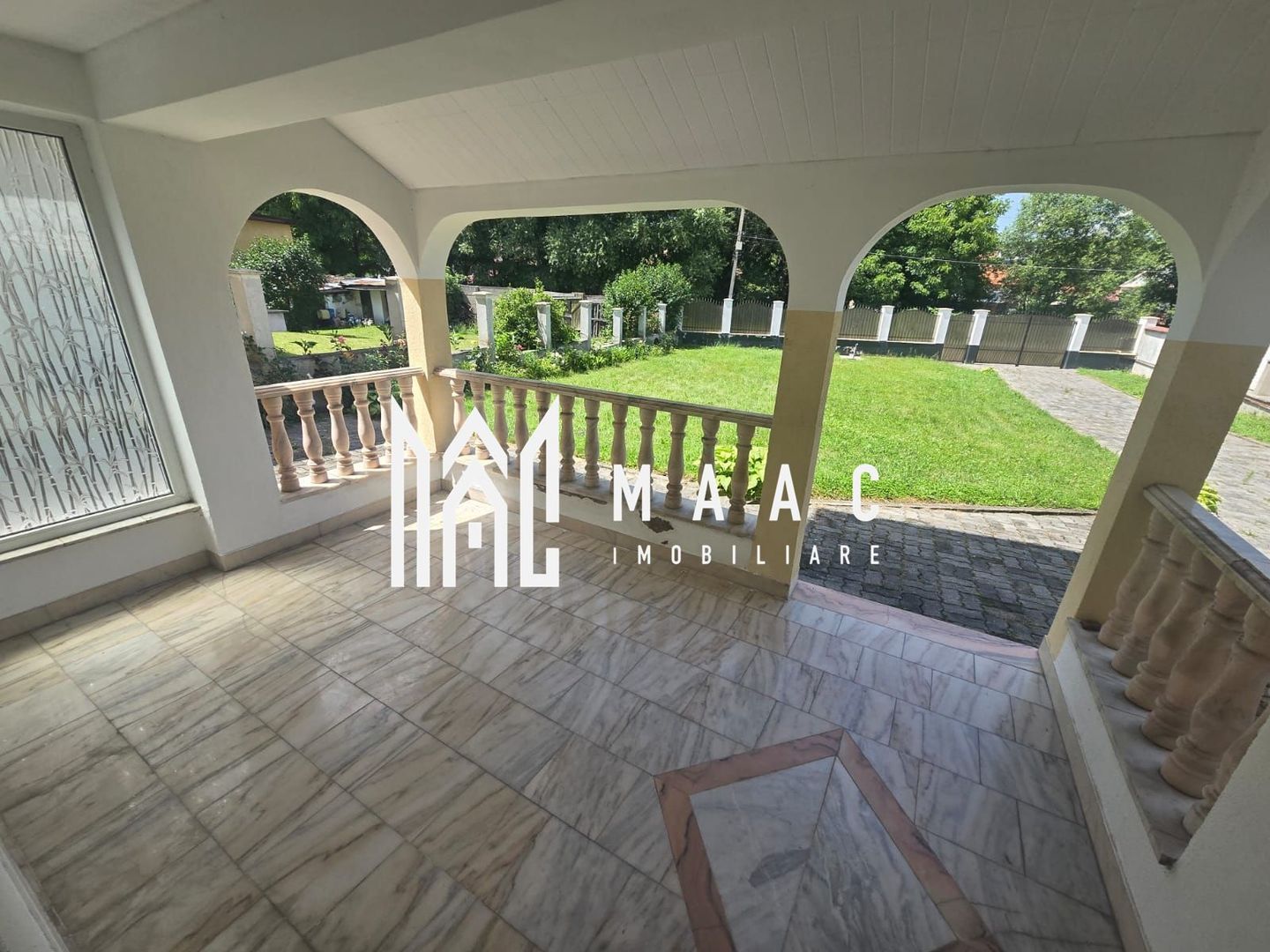 Casa de vanzare 1000 mp teren Cisnadie