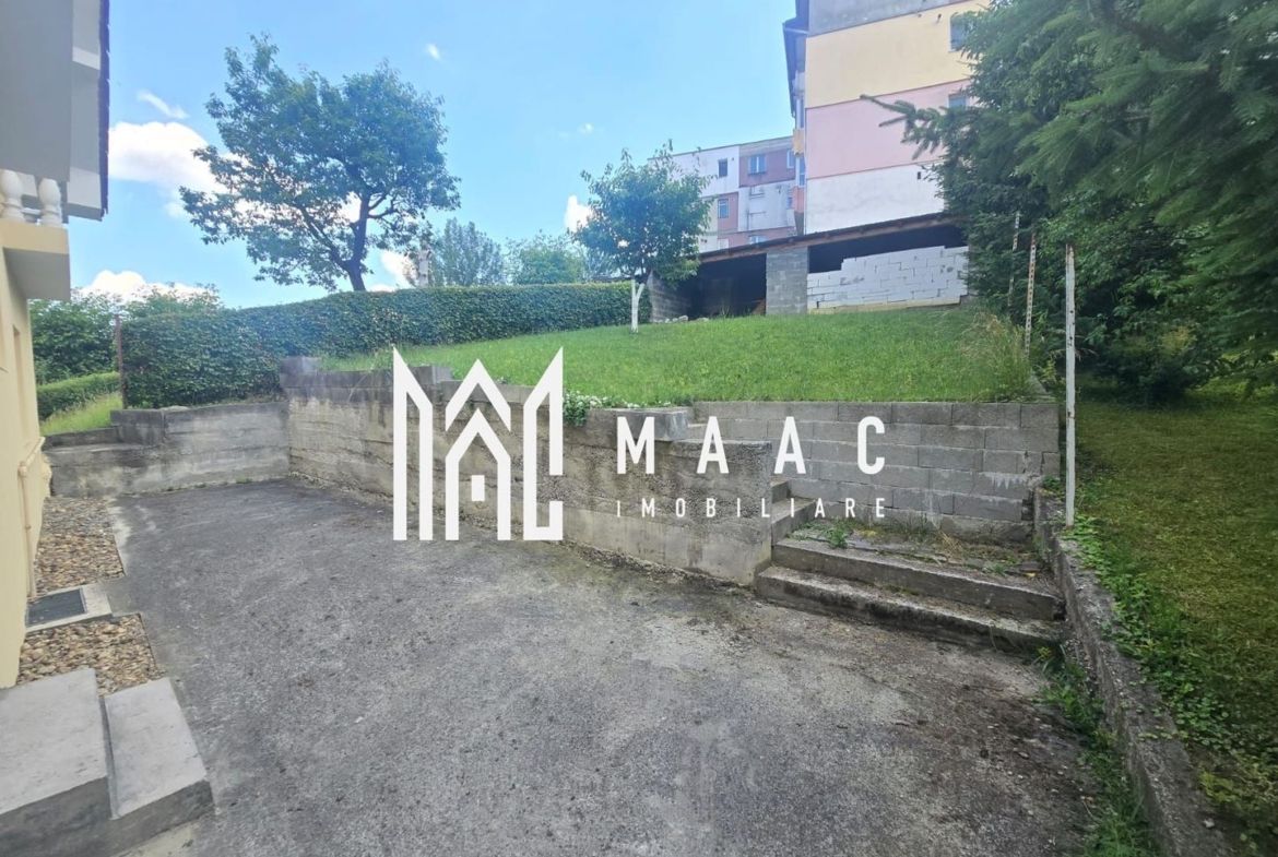 Casa de vanzare 1000 mp teren Cisnadie