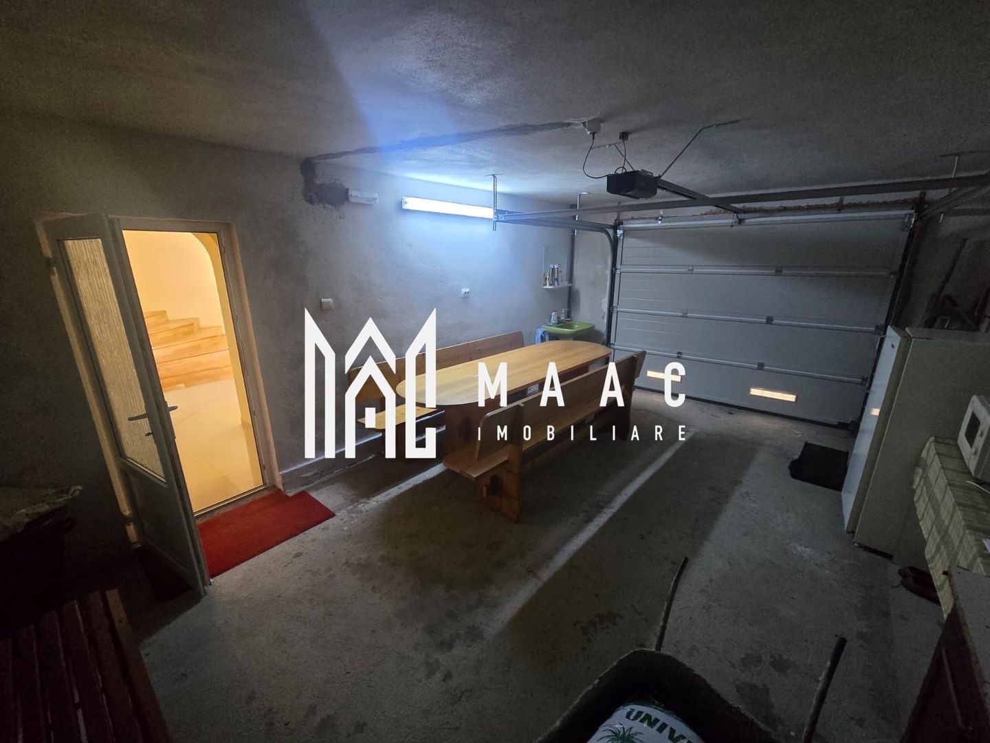 Casa de vanzare 1000 mp teren Cisnadie
