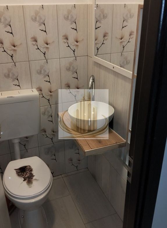 Apartament 3 camere et 2 Lipovei