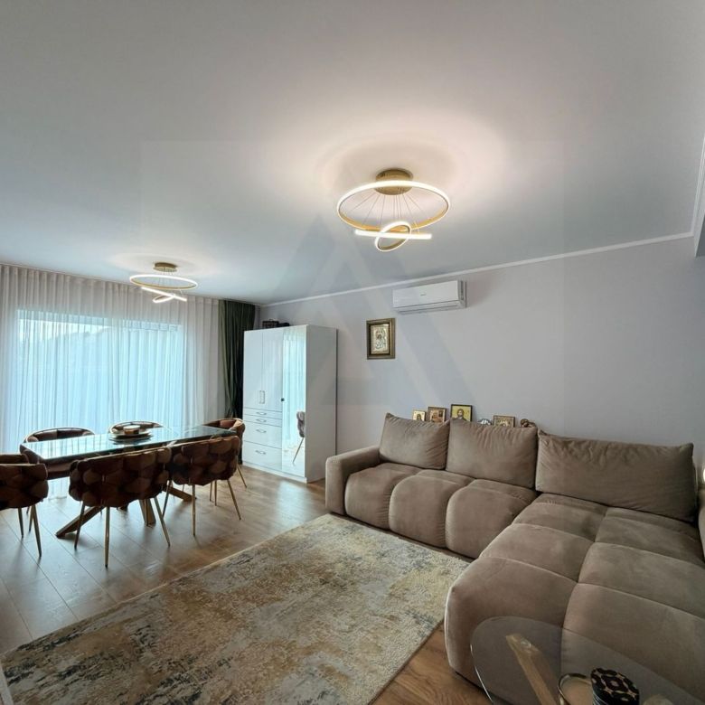 Casa individuala utilata 4 camere 120 mp utili garaj si teren Cristian - Imagine principala
