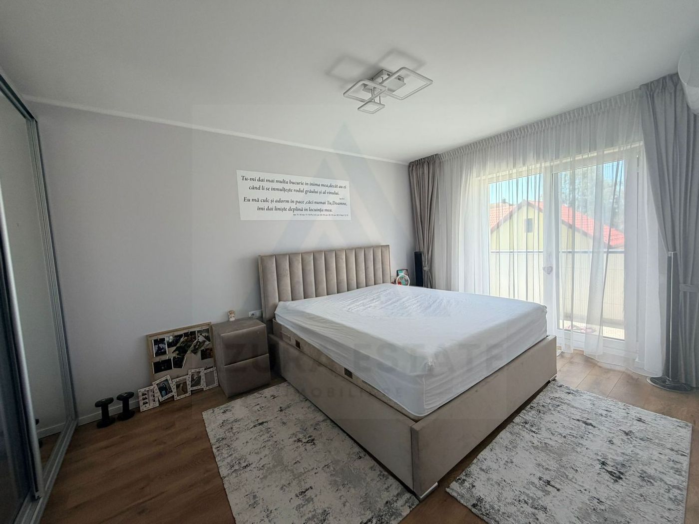 Casa individuala utilata 4 camere 120 mp utili garaj si teren Cristian - foto 4