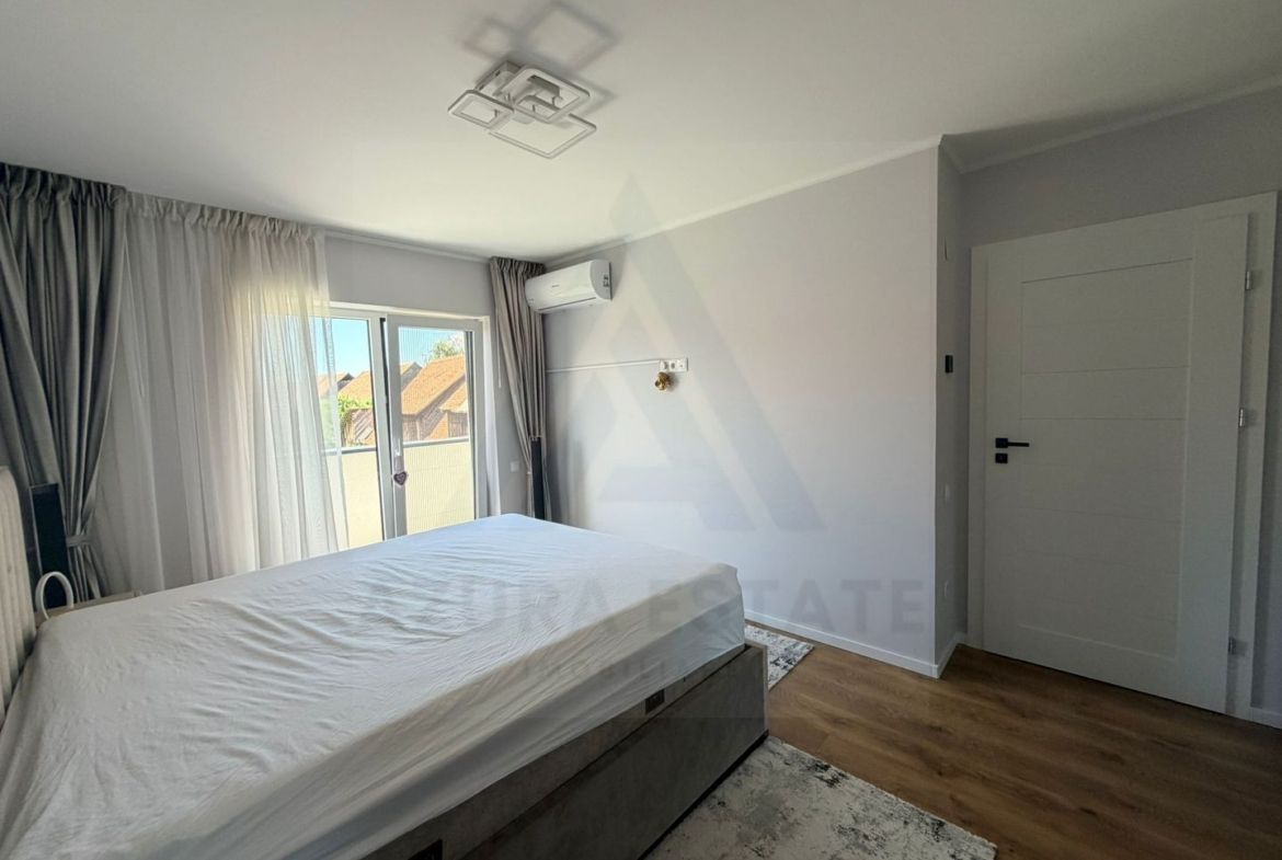 Casa individuala utilata 4 camere 120 mp utili garaj si teren Cristian - foto 5