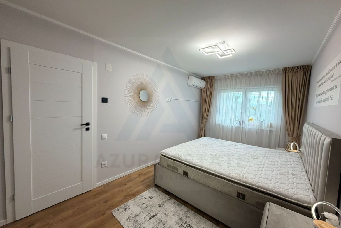 Casa individuala utilata 4 camere 120 mp utili garaj si teren Cristian - foto 6