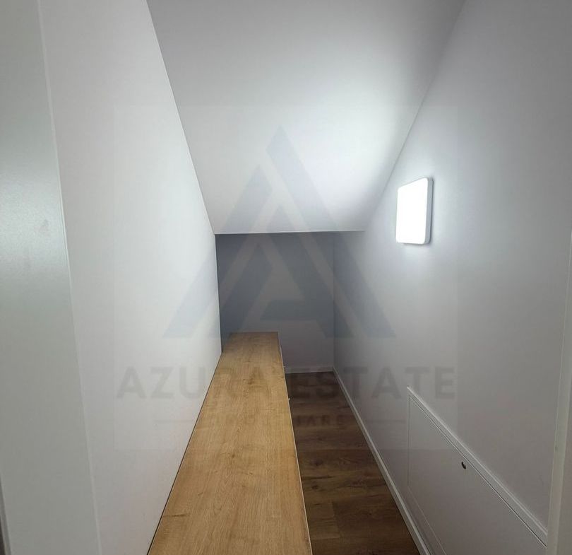 Casa individuala utilata 4 camere 120 mp utili garaj si teren Cristian - foto 12