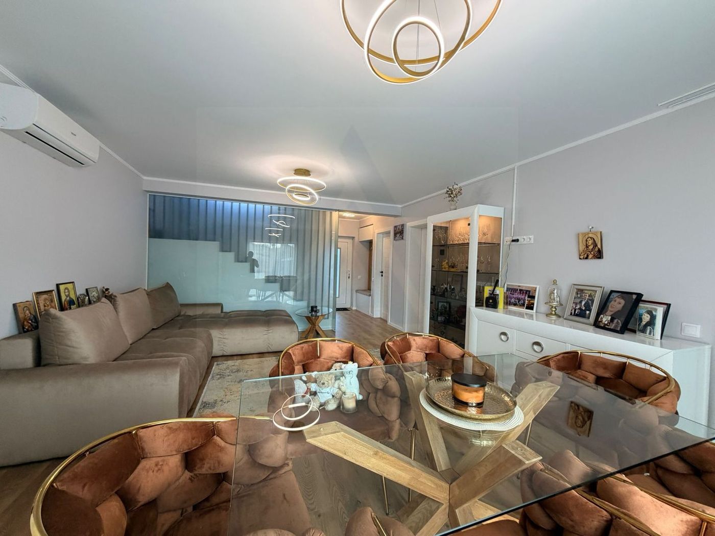 Casa individuala utilata 4 camere 120 mp utili garaj si teren Cristian - foto 13