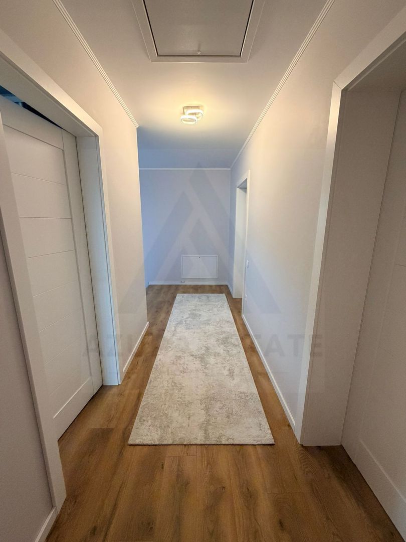 Casa individuala utilata 4 camere 120 mp utili garaj si teren Cristian - foto 14