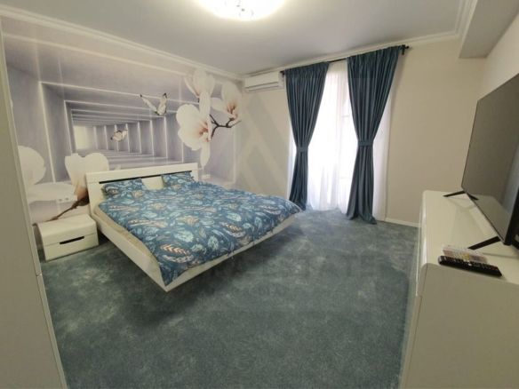Apartament premium 90 mp utili terasa si parcare privata zona Lazaret - foto 3