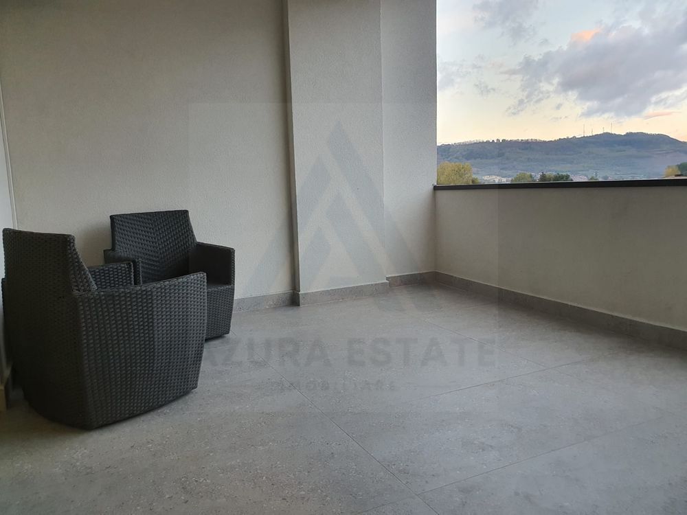 Apartament premium 90 mp utili terasa si parcare privata zona Lazaret - foto 8