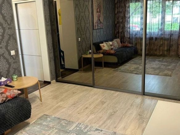 De inchiriat apartament 2 camere   Mazepa 2, parter, 450 E - foto 2