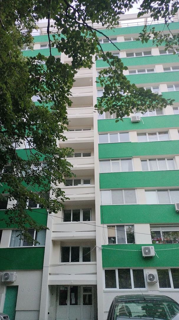 De inchiriez apartament mobilat doua camere in Tiglina 2, 420 E
