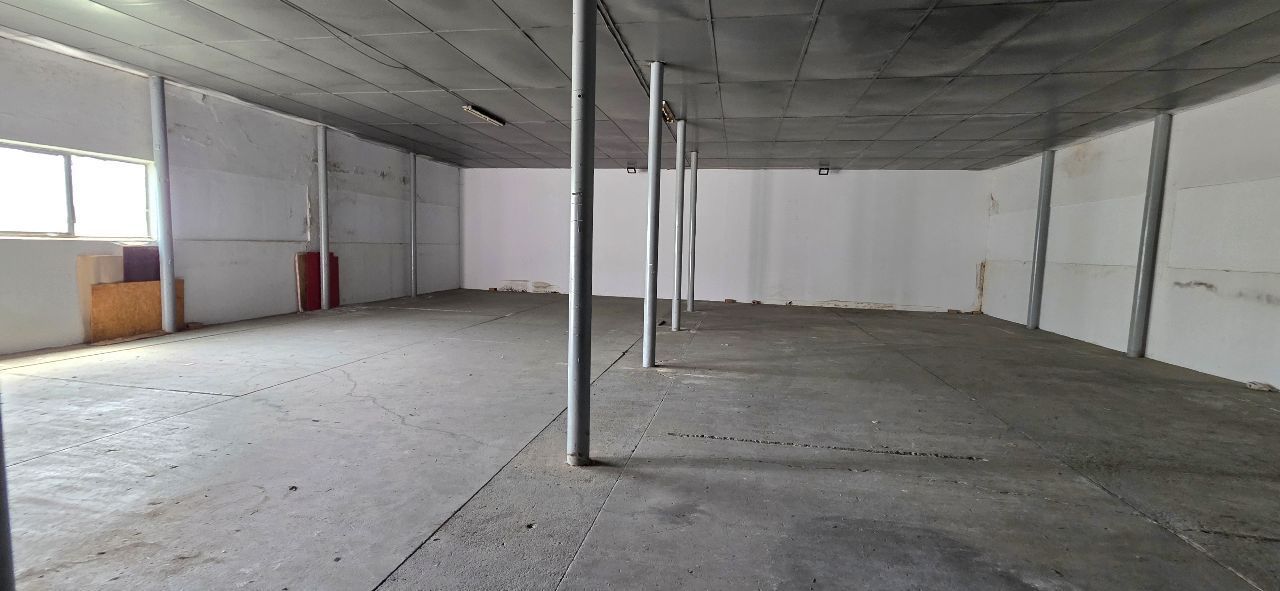 Hală de închiriat Popesti Leordeni – Șoseaua de Centură 550mp - foto 4 Hală de închiriat Popesti Leordeni – Șoseaua de Centură 550mp - foto 4