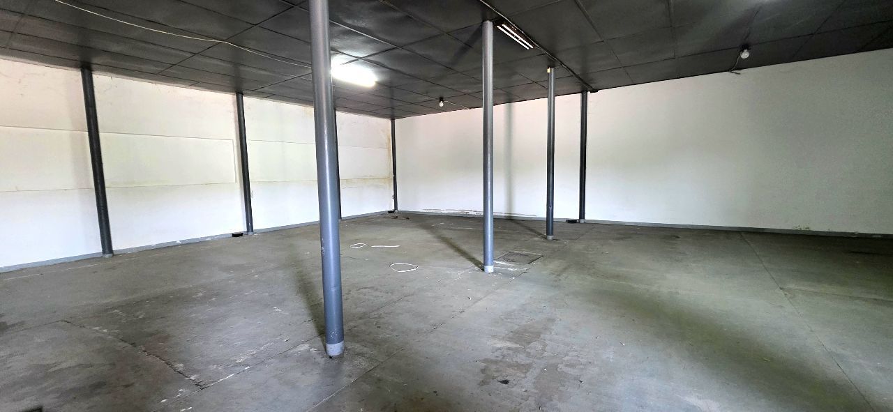Hală de închiriat Popesti Leordeni – Șoseaua de Centură 550mp - foto 13 Hală de închiriat Popesti Leordeni – Șoseaua de Centură 550mp - foto 13