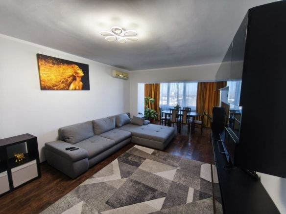 De inchiriat apartament spatios, 3 camere, pe Faleza, 900 euro - foto 3