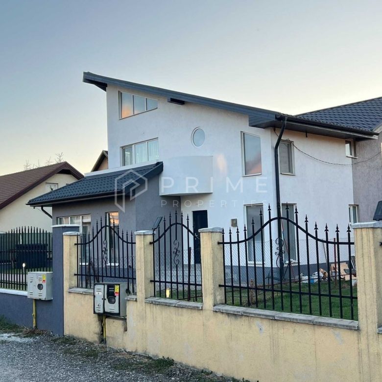 DE VÂNZARE: Casă Modernă „La Cheie” (175 mp) | 7 Noiembrie - Imagine principala