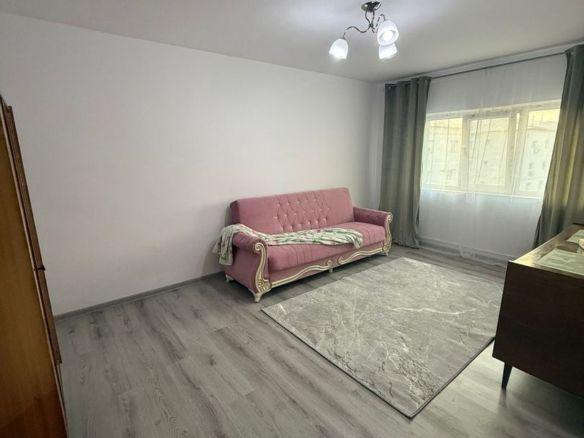 De vanzare apartament cu 2 camere, etaj 4/4, recent renovat, 33.000 euro