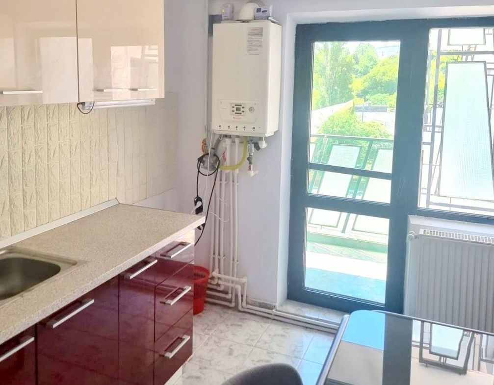 Apartament 3 camere de închiriat – Zona Gară – 85 mp – Etaj 3