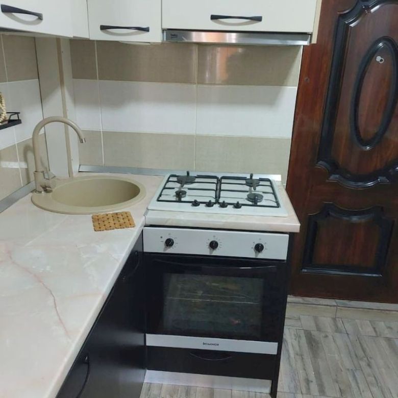 De vanzare garsoniera micro 40, la C-uri, parter, 33.500 euro negociabil