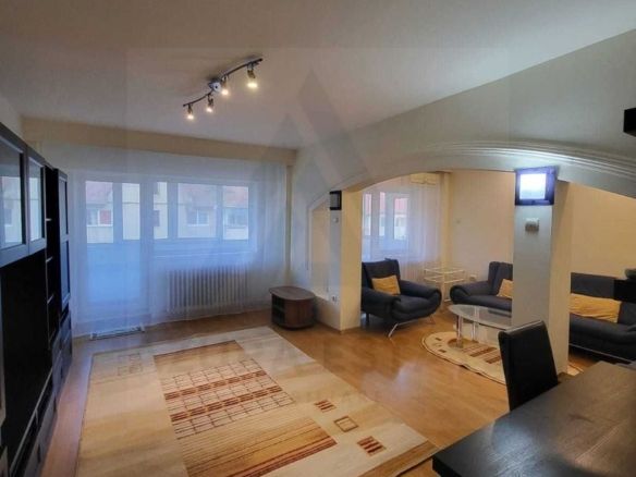 Apartament renovat 3 camere 2 bai 85 mp utili in zona Centrala - Imagine principala
