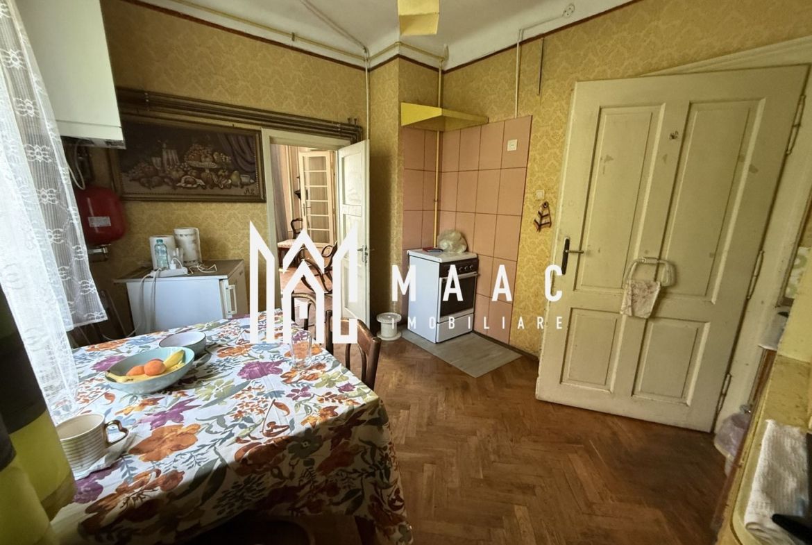Casă de vânzare Sibiu | 4 camere | Central, 200 mp, teren 777 mp