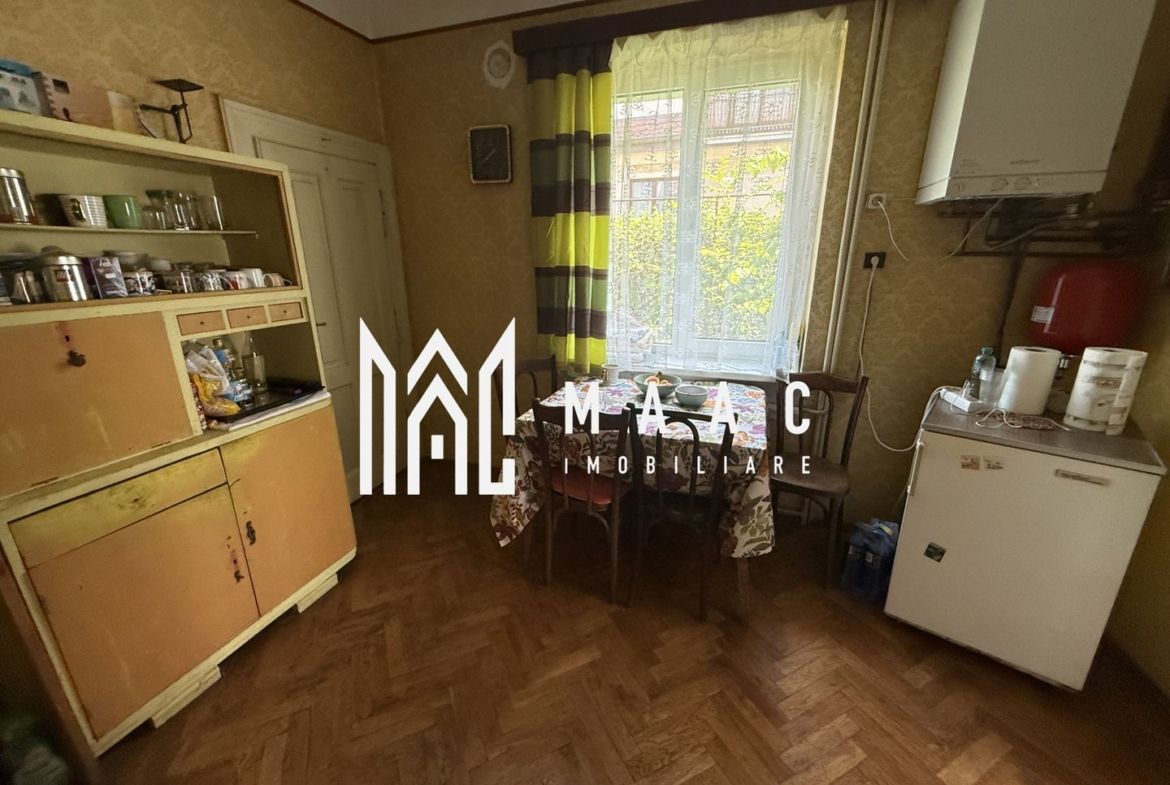 Casă de vânzare Sibiu | 4 camere | Central, 200 mp, teren 777 mp