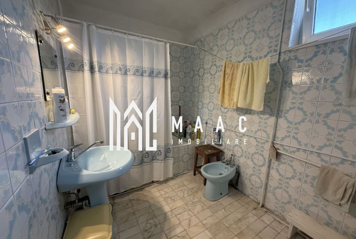 Casă de vânzare Sibiu | 4 camere | Central, 200 mp, teren 777 mp