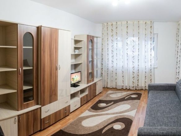 Apartament modern 3 camere 60 mp utili etaj 1 balcon 6 mp zona Strand - Imagine principala