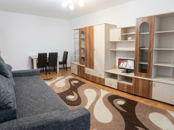 Apartament modern 3 camere 60 mp utili etaj 1 balcon 6 mp zona Strand - foto 3