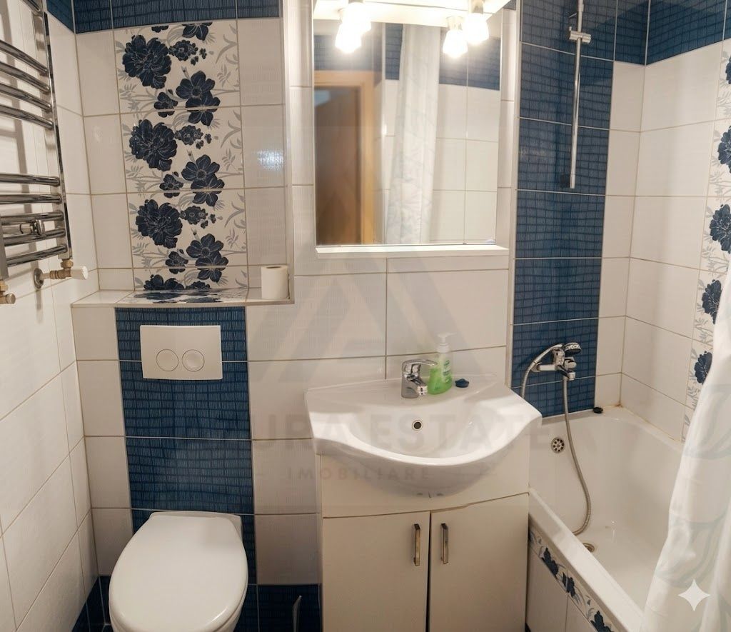 Apartament modern 3 camere 60 mp utili etaj 1 balcon 6 mp zona Strand - foto 8