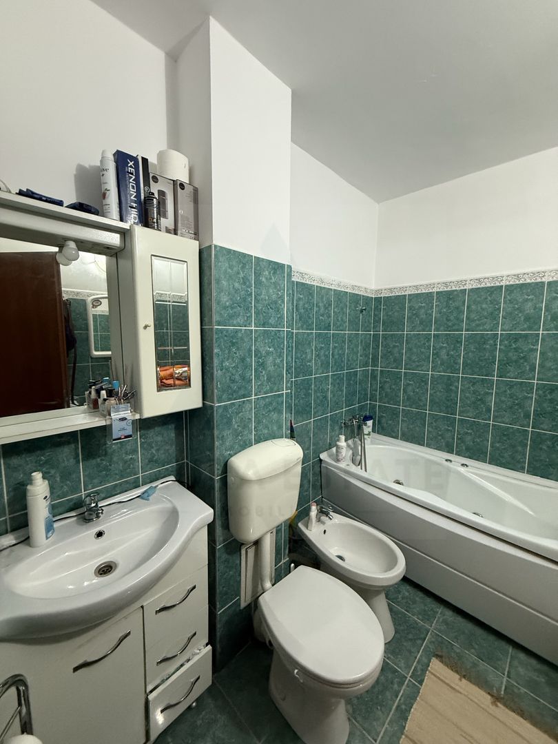 Apartament 3 camere 2 băi debara și parcare subterană în zona Terezian - foto 3
