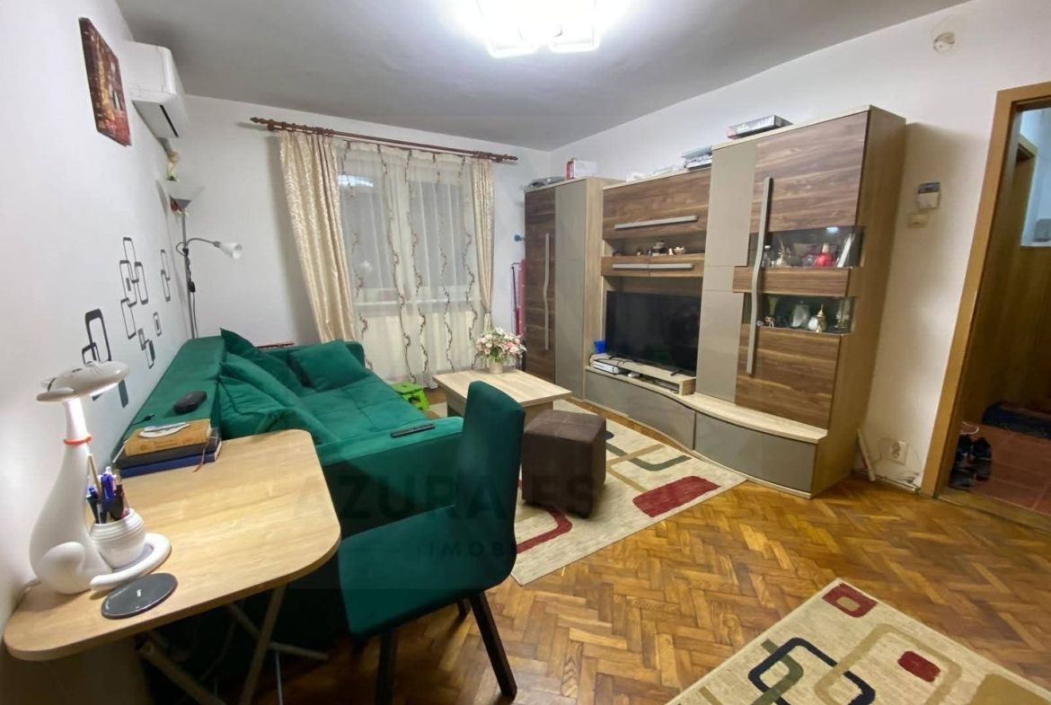 Apartament 3 camere  mobilat si utilat zona Cireșica