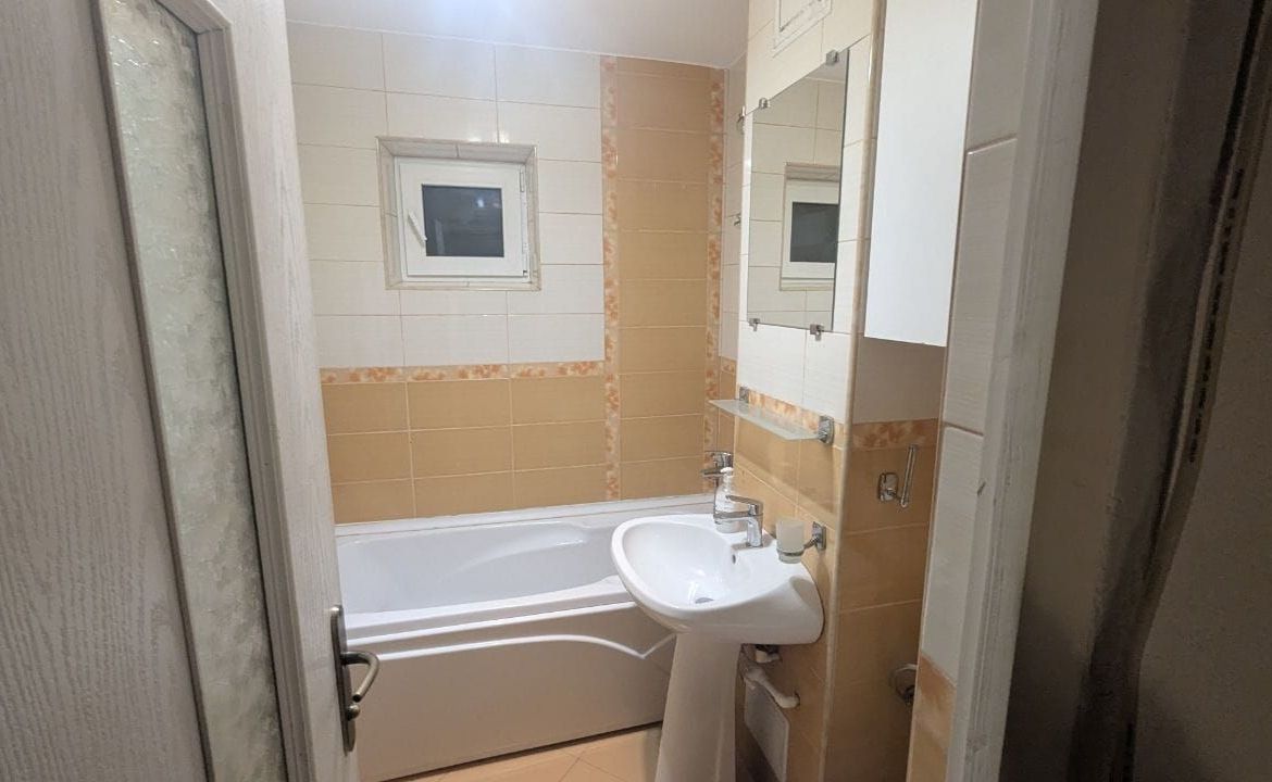 De inchiriat apartament cu 3 camere, Mazepa 1 la BR-uri, etaj 1, 550 euro - foto 7