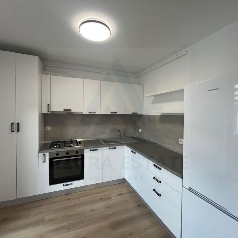 Apartament premium 3 camere 65 mp utili balcon 7 mp parcare Selimbar - Imagine principala