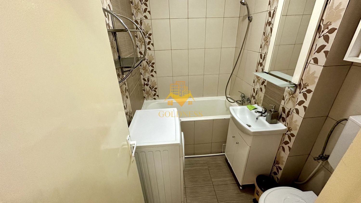 1 camera, Gheorgheni, Detunata, Iulius Mall, FSEGA, Unirii, Profi
