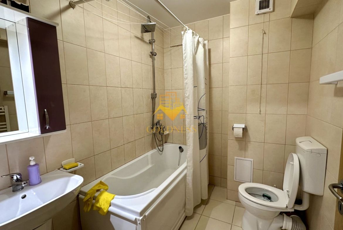 1 camera decomandată, Zorilor, Calea Turzii, Parcare, Centrala proprie