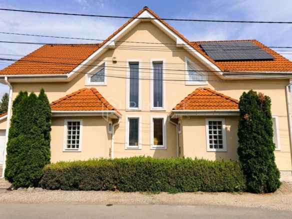 Duplex modern | Complet Mobilat și Utilat I Curte amenajată I Unirii - foto 2