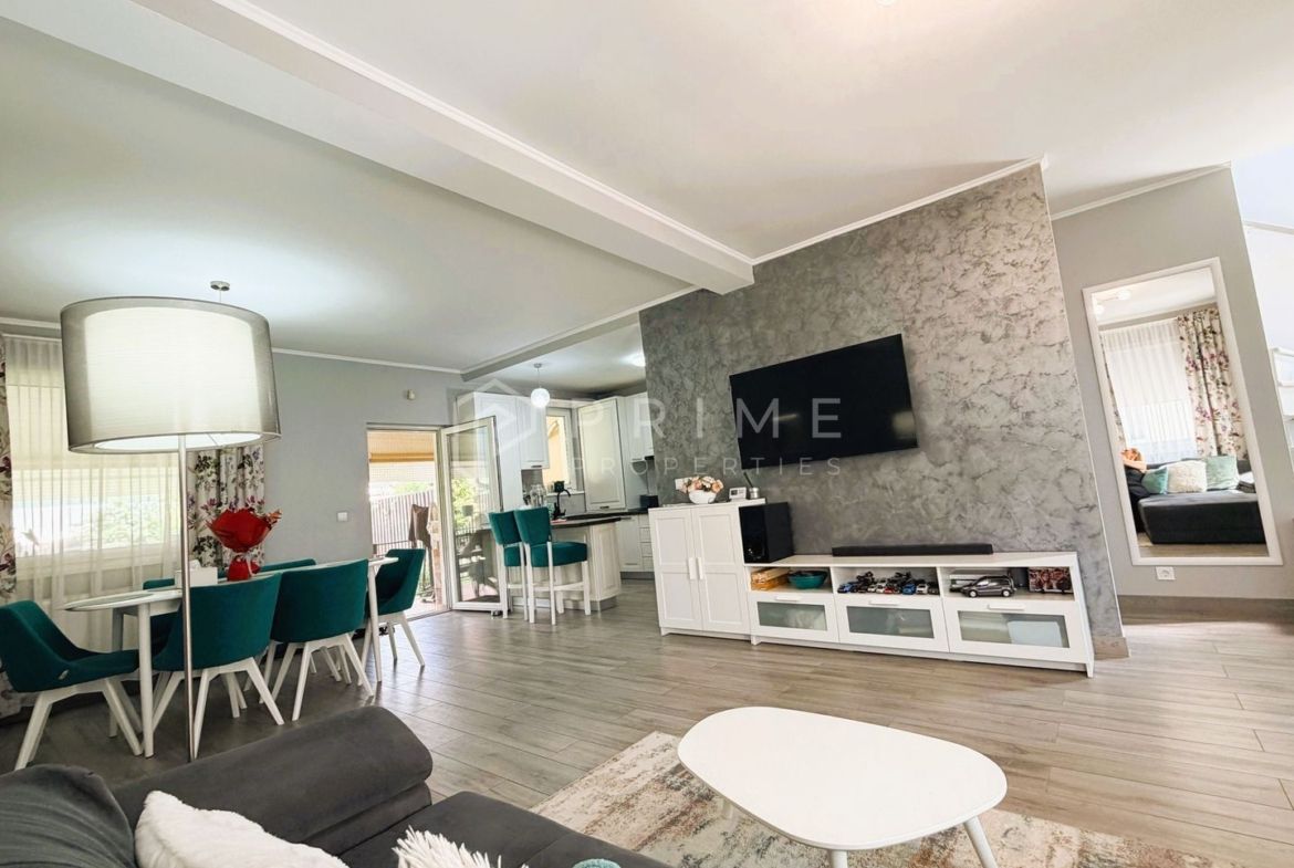 Duplex modern | Complet Mobilat și Utilat I Curte amenajată I Unirii