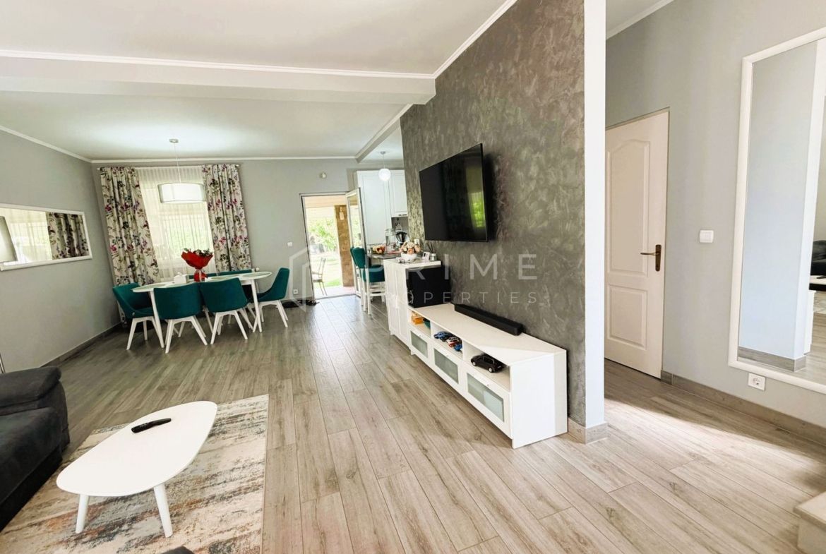 Duplex modern | Complet Mobilat și Utilat I Curte amenajată I Unirii