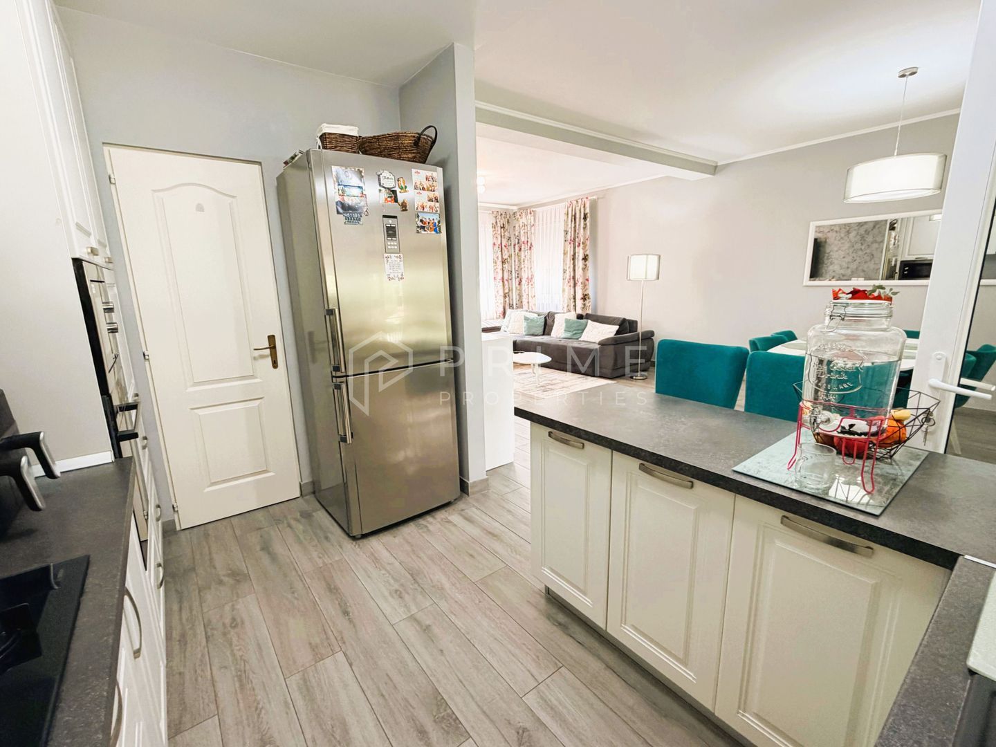 Duplex modern | Complet Mobilat și Utilat I Curte amenajată I Unirii Duplex modern | Complet Mobilat și Utilat I Curte amenajată I Unirii