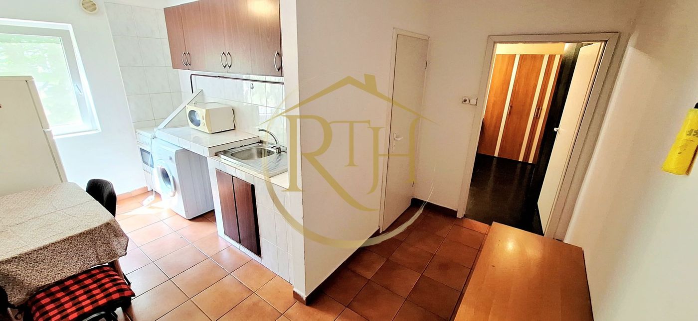 Oferim spre inchiriere apartament 1 camera, decomandat, Complex Studentesc - foto 10 Oferim spre inchiriere apartament 1 camera, decomandat, Complex Studentesc - foto 10