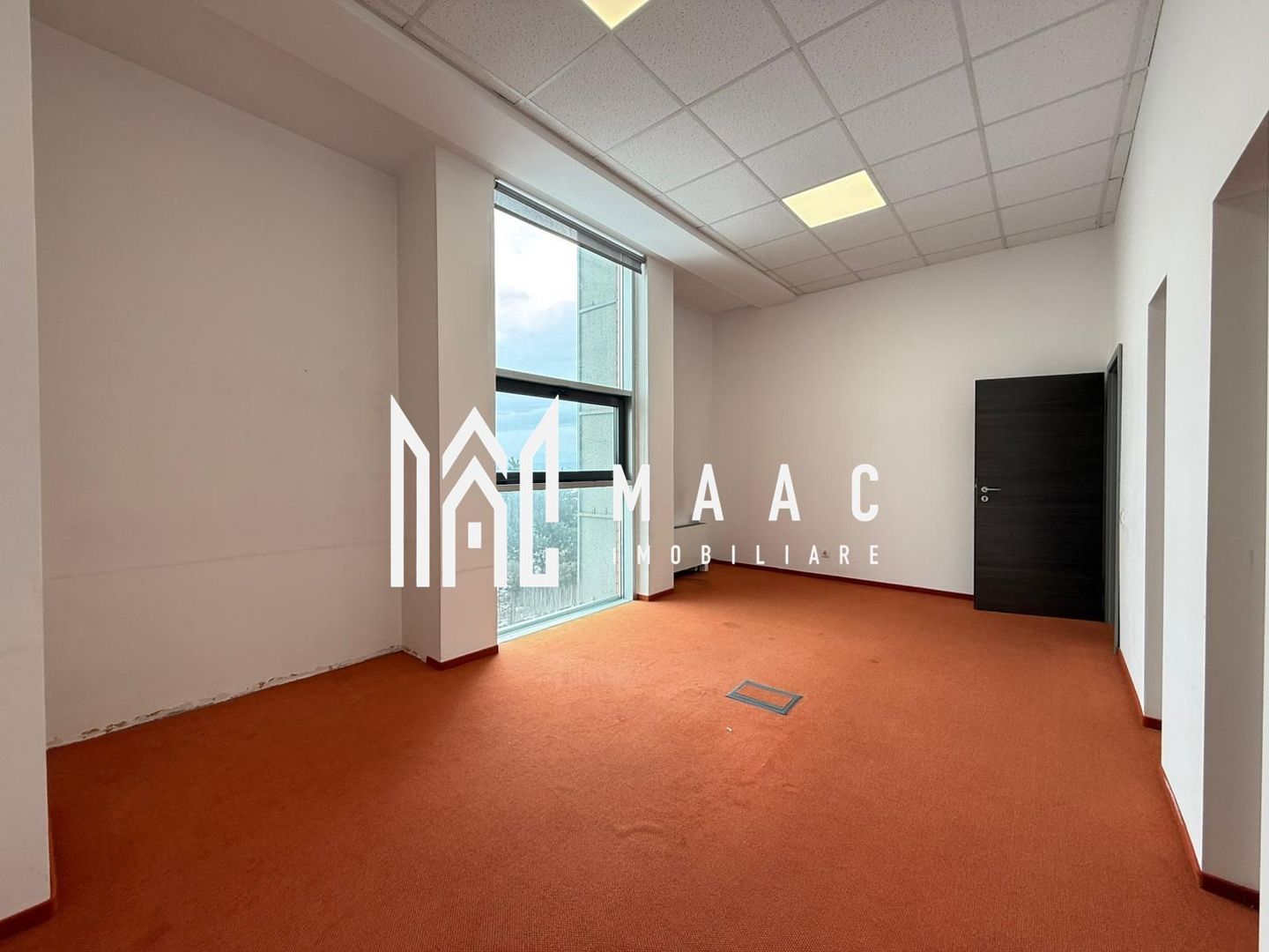 Spatiu comercial I 359 mp I 2 etaje I zona Shopping City