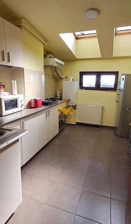 2 camere semidecomandate, balcon, Iulius Mall, Fsega, Regina Maria